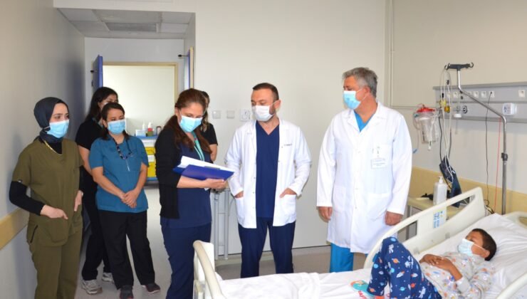 Minik Fehmi Toğay Babasının Böbreği ile Hayata Tutundu