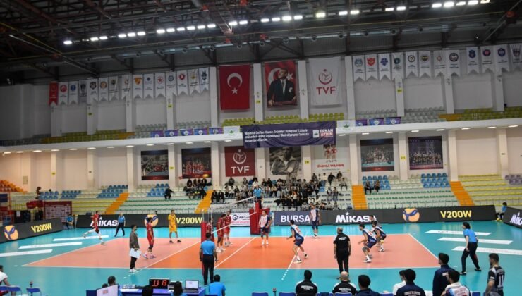 Osmangazi’li Voleybolcular Filede Fırtına Estirdi