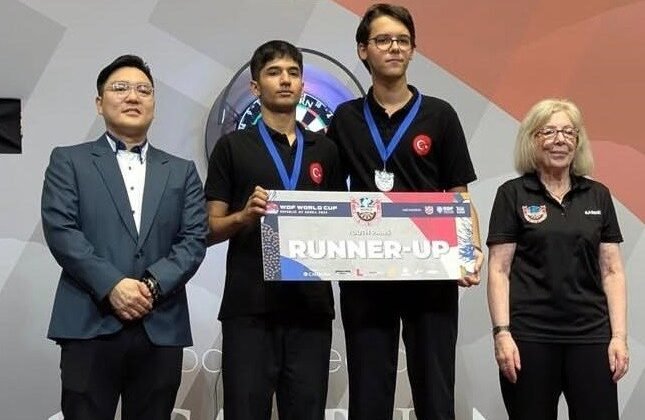 Yıldırım’lı Sporcu Toprak Aras Güney Kore’de Dünya Dart Şampiyonasında Dünya İkincisi Oldu