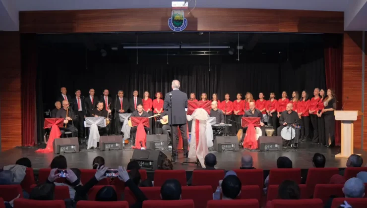 İnegöl Belediyesi Türk Halk Müziği Korosundan Konser
