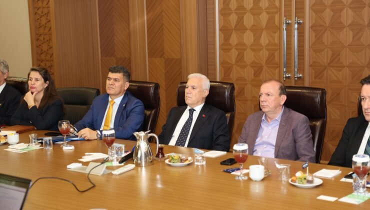 Başkan Mustafa Bozbey “Su Tüketimi Sanayi Tartışılmalı” Dedi