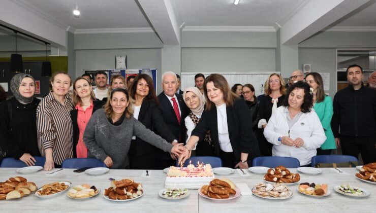 Büyükşehir Belediye Başkanı Mustafa Bozbey’den Öğretmenlere Anlamlı Ziyaret