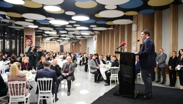 Osmangazi Belediyesi Eğitimcilere Unutulmaz 24 Kasım Öğretmenler Günü Kutlaması