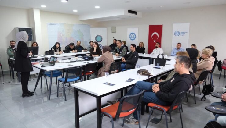 Yıldırım’da Şiddete Karşı Farkındalık Eğitimi Verildi