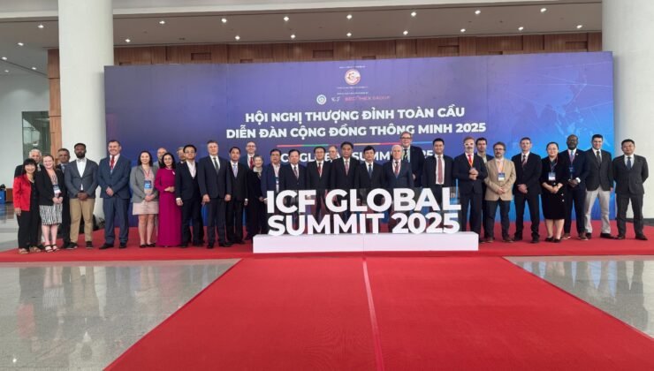 Bursa Akıllı Şehir Yolculuğunu Dünyaya Tanıttı