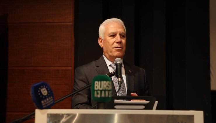 Büyükşehir Belediye Başkanı Mustafa Bozbey’den Gençlere “Hayal Kurun” Tavsiyesi