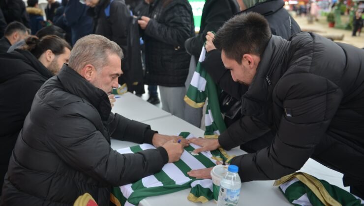Yeni Yıl Meydanı’nda Bursaspor Coşkusu