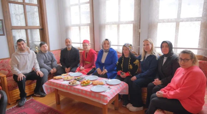 İnegöl’de Engelsiz Yaşam Merkezinde Yerli Malı Haftası Kutlandı