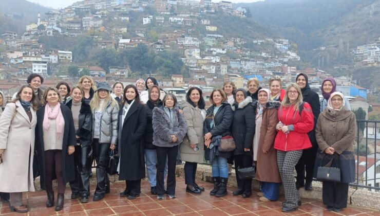 Osmangazi’de ‘Mahallem Geziyor’ Projesine Kadınlardan Yoğun İlgi