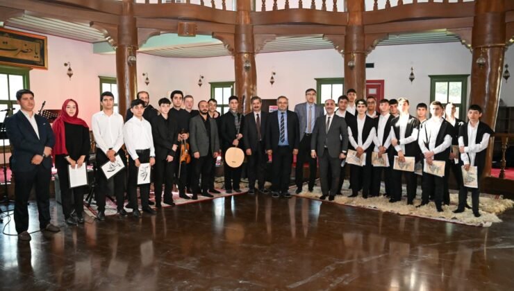 Bursa’da Mevlana Haftası Anma Programı Gerçekleştirildi