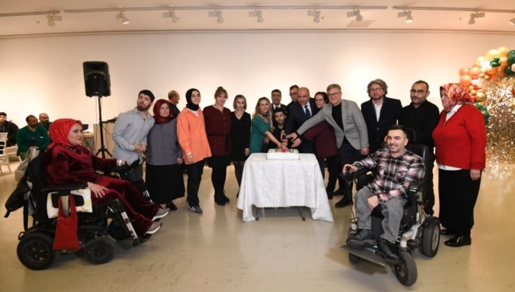 Osmangazi’de Engeliler Meclisinden Kalpleri Isıtan Yeni Yıl Buluşması