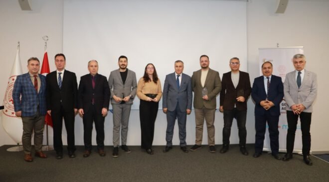 Bursa’da Lise Öğrencileri “Geleceğe Yapay Zeka ile Hazırlan” Programında Buluştu