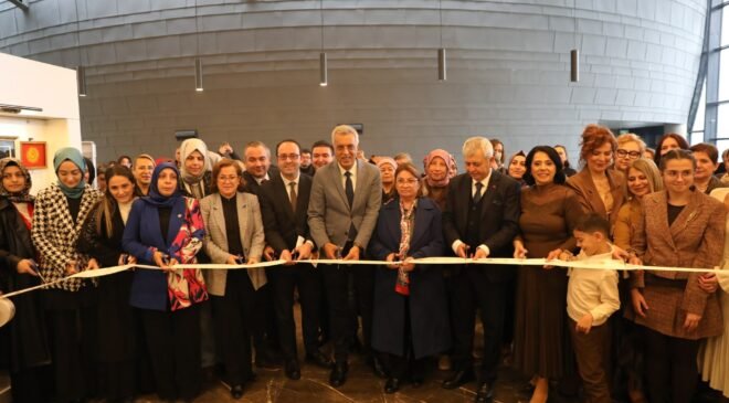 Osmangazi’de Sanat ve Edebiyat Dünyası Cengiz Aytmatov için Buluştu