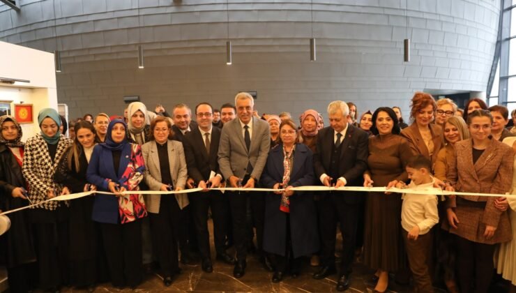 Osmangazi’de Sanat ve Edebiyat Dünyası Cengiz Aytmatov için Buluştu