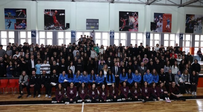 Nilüfer’in Sultanları Öğrencilerle Söyleşide Bir Araya Geldi