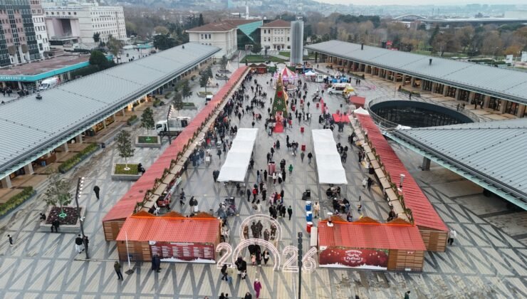 Osmangazi Meydanında Yeni Yıl Heyecanı Yaşanıyor