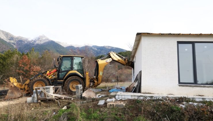Osmangazi Belediyesi Kaçak Yapılaşmayla Kararlı Mücadele Ediyor