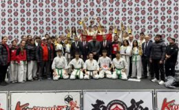 Avrupa’da Yıldırım Rüzgarı