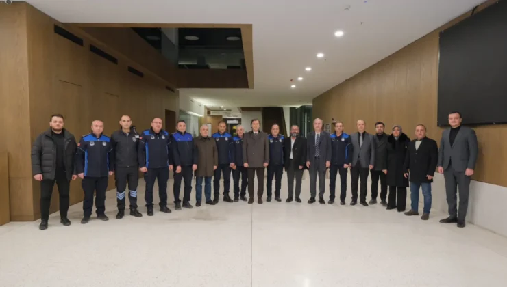 İnegöl Protokolünden Kamu Kurumları ve Taksici Esnafını Yeni Yıl Ziyaretleri