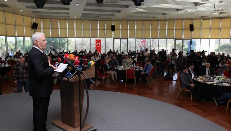 Büyükşehir Belediye Başkanı Mustafa Bozbey Çalışan Gazeteciler Gününde Basın Mensuplarıyla Buluştu