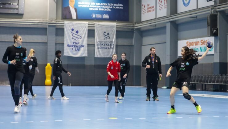 Büyükşehir Belediyespor Hentbol Takımı Ligde ve Avrupa’da Fırtına Gibi Esiyor