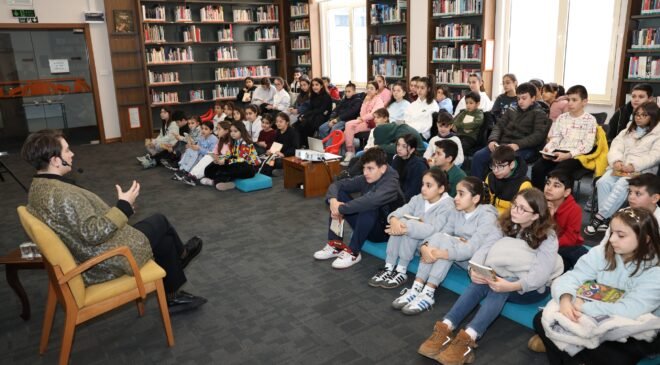 Nilüfer’de Öğrencilerin Sömestr Tatili Kitapla Renklendiriliyor