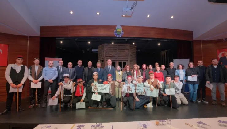 Genç Meddahlar İnegöl’de Sahne Aldı