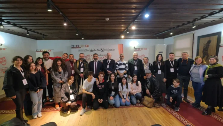 İnegöl’den Tiyatronun Düşünsel ve Eğitsel Yönlerine Bakış