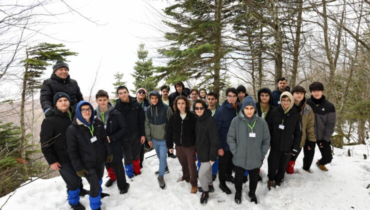 Osmangazi’de Dijiders Öğrencileri Uludağ Kampıyla Mükâfatlandırıldı