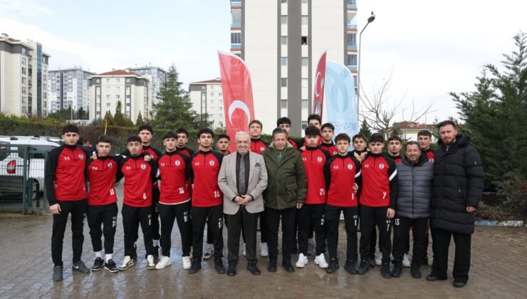 Nilüfer Belediye Başkanı Şadi Özdemir’e Kızılcıklı’da Çocuklardan Kaykay Park Talebi Geldi