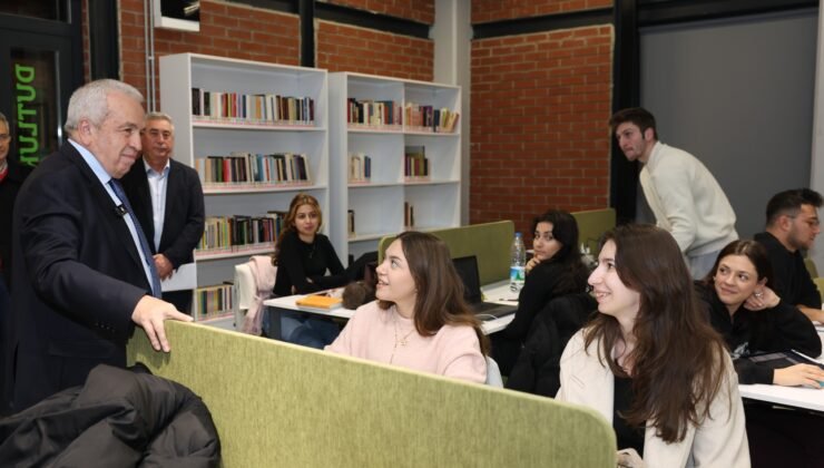 Nilüfer Belediye Başkanı Şadi Özdemir’den Finaller Öncesi Gençlere Moral Ziyareti