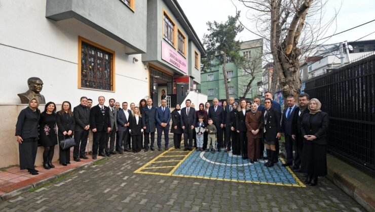 Osmangazi Belediye Başkanı Erkan Aydın Özel Gereksinimli Çocukların Karne Sevincini Paylaştı