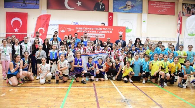 Osmangazi’de Mini  Voleybol Turnuvasında Ödüller Sahiplerini Buldu