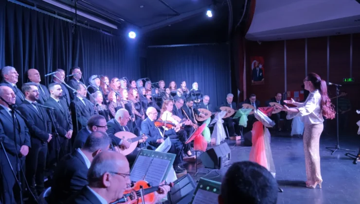 İnegöl Belediyesi Türk Sanat Müziği Korasından Kulakların Pasını Silen Konser