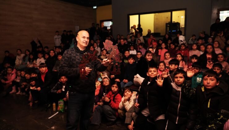 Osmangazi’de Bursa’nın Yüzlerce Yıllık Simgeleri Perdeye Yansıdı