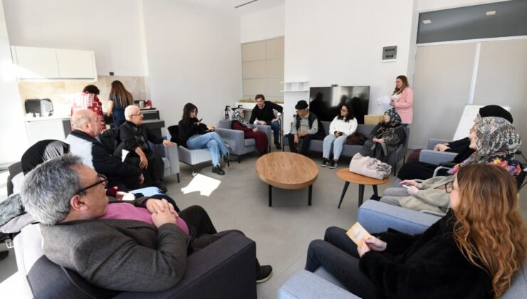 Osmangazi’de Kelimelerle Kuşakları Bir Araya Getiren Buluşma