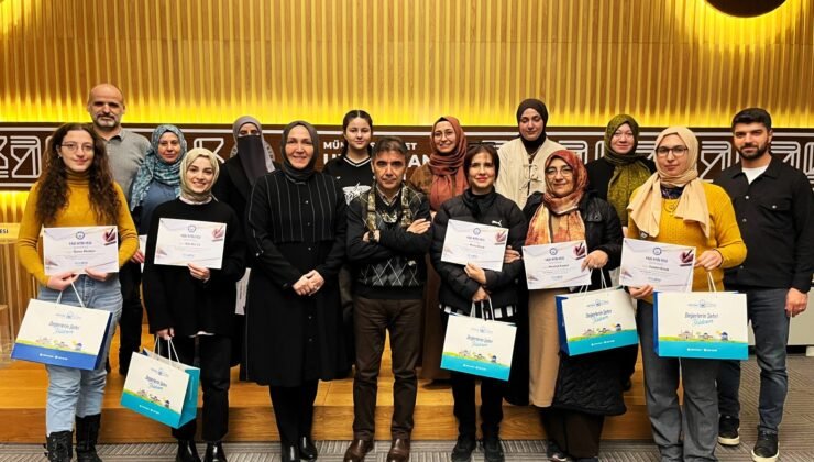 Yıldırım’da Yazı Atölyesi İlk Mezunlarını Verdi