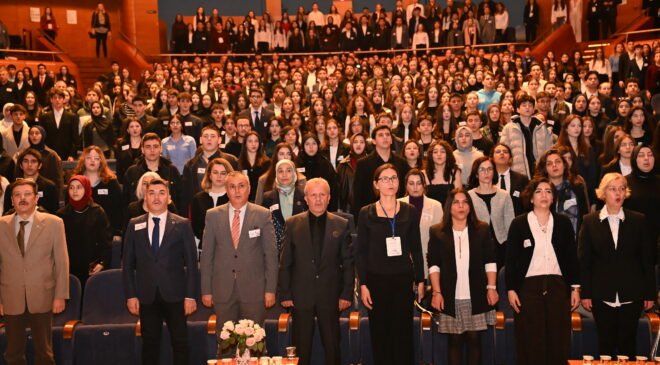 Bursa’da Gençlerin Girişimcilik Heyecanı Başladı