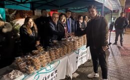 Nilüfer Belediyesi Berat Kandilinde 7 Bin 500 Paket Kandil Simidi İkram Etti