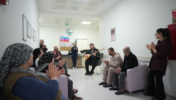 Yenişehir’de Müziğin İyileştirici Gücü Hastalara Moral Konserleri Düzenlendi