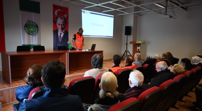 Bursa Kent Konseyi Doğal Afetle Mücadele Ediyor