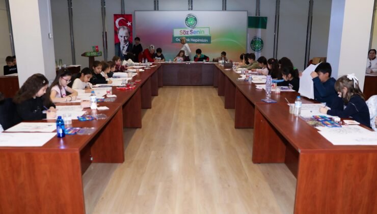 Çocuklara “Bir Günlüğüne Ressam Oluyorum” Etkinliği