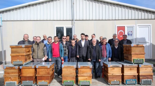 Büyükşehir Belediyesi Kırsal Üretime Kovan Desteği