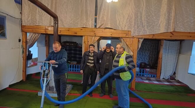 Balkanlardaki Camilerde Ramazan Ayı Temizliği