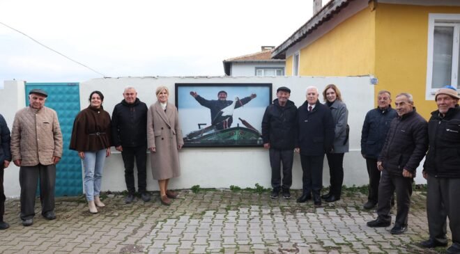 Büyükşehir Belediye Başkanı Mustafa Bozbey’den Yaren Leylek ve Adem Amca’ya Ziyaret