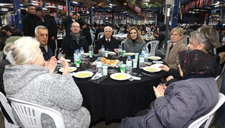 Karacabey’de Kardeşlik Sofrası Kuruldu