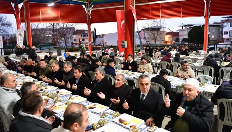 Osmangazi Belediye Başkanı Erkan Aydın Panayır’da Vatandaşlarla Buluştu