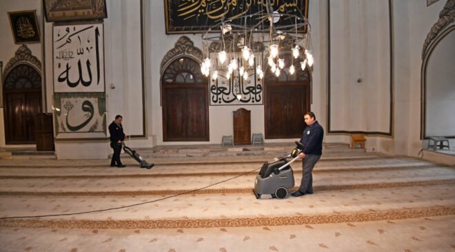 Bursa’da Ulu Cami Ramazan Teravihlerine Hazır