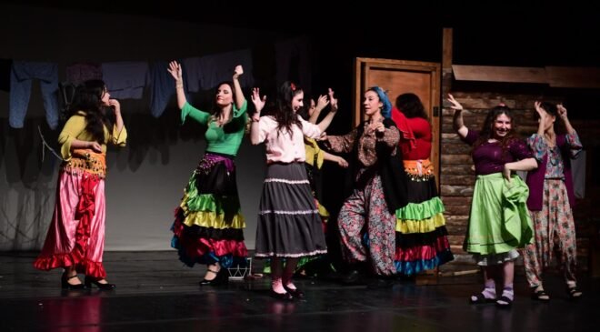 Osmangazi’de “Deli Ayten” Müzikali Yüreklere İşledi