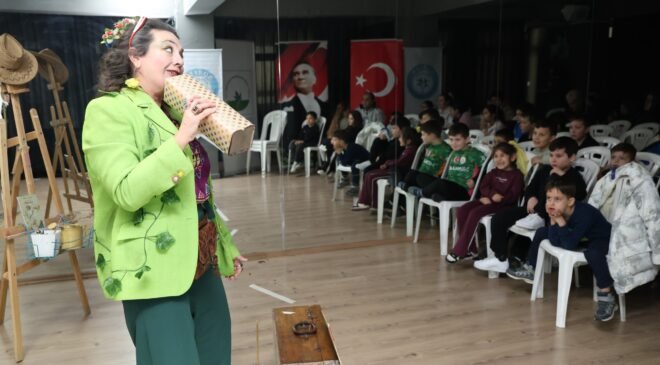 Osmangazi’de Çocuklara Doğayı Sevdiren Tiyatro Oyunu